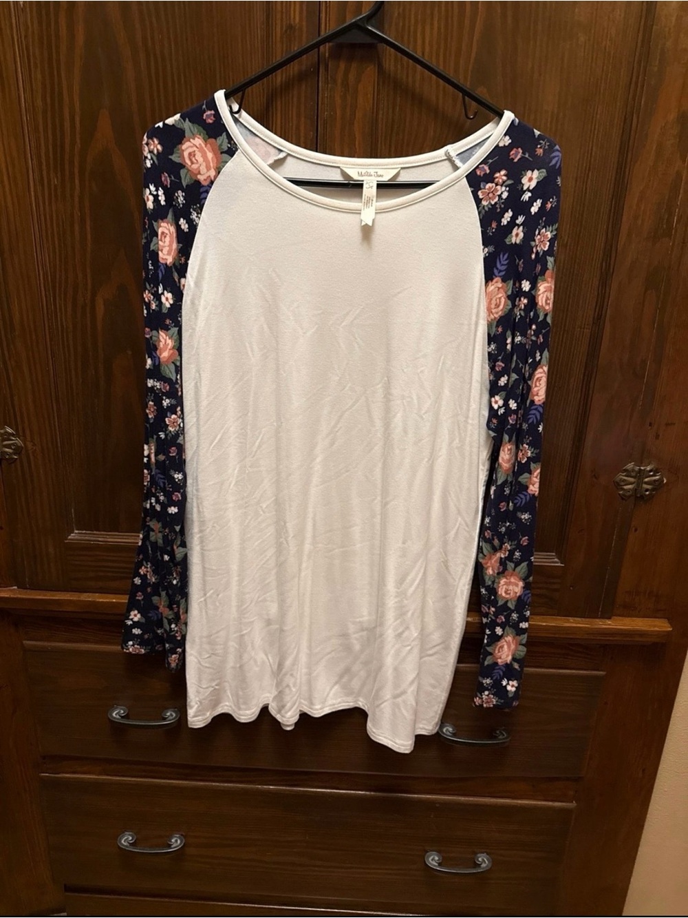 Matilda Jane White Body Navy Floral Raglan Sleeve Top